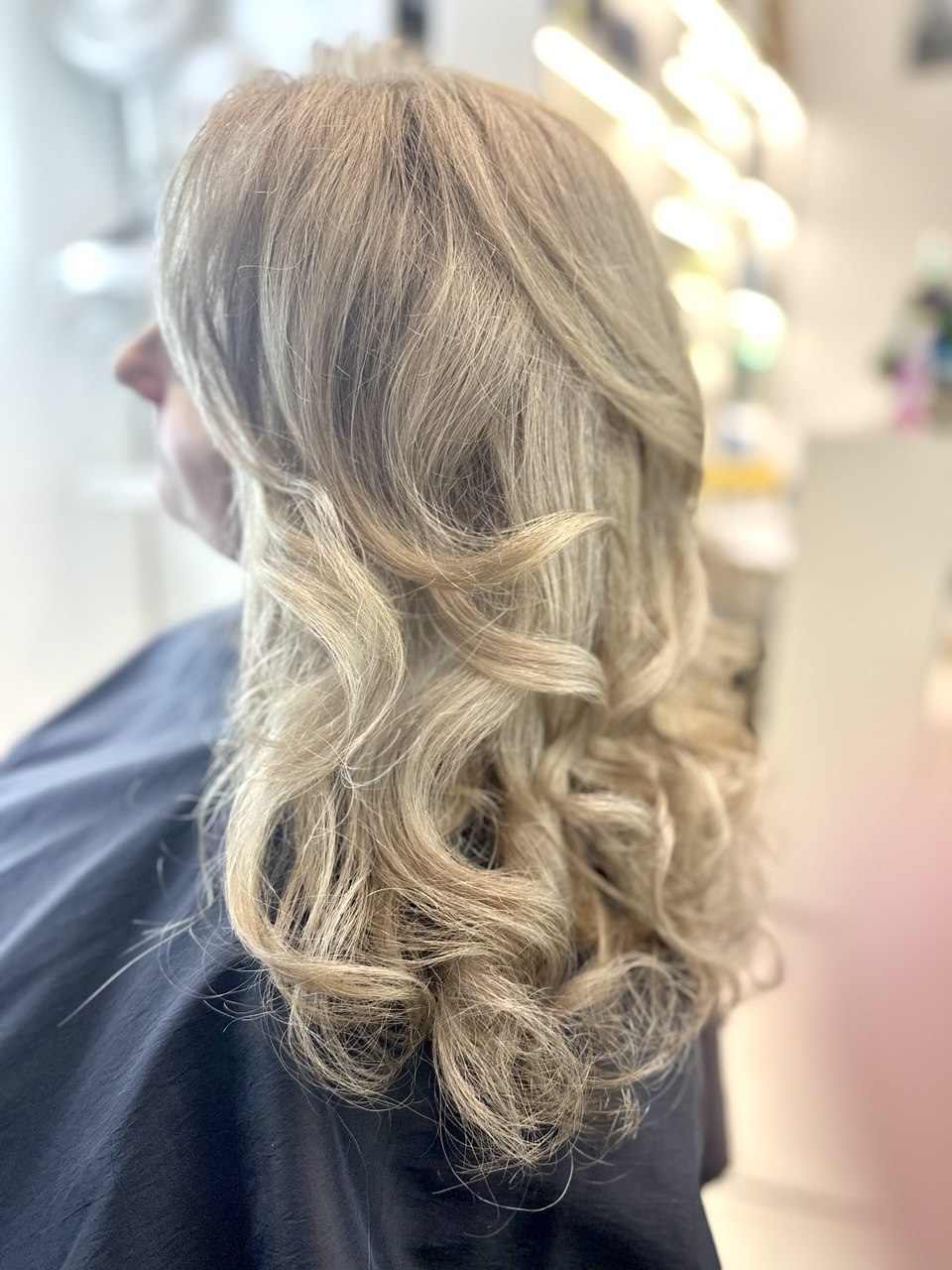 Марина — Сложное окрашивание и стрижка